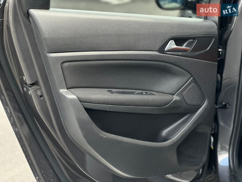 Универсал Peugeot 308 2016 в Ровно