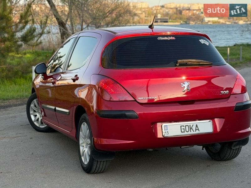 Хетчбек Peugeot 308 2010 в Миколаєві