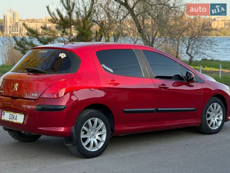 Хетчбек Peugeot 308 2010 в Миколаєві