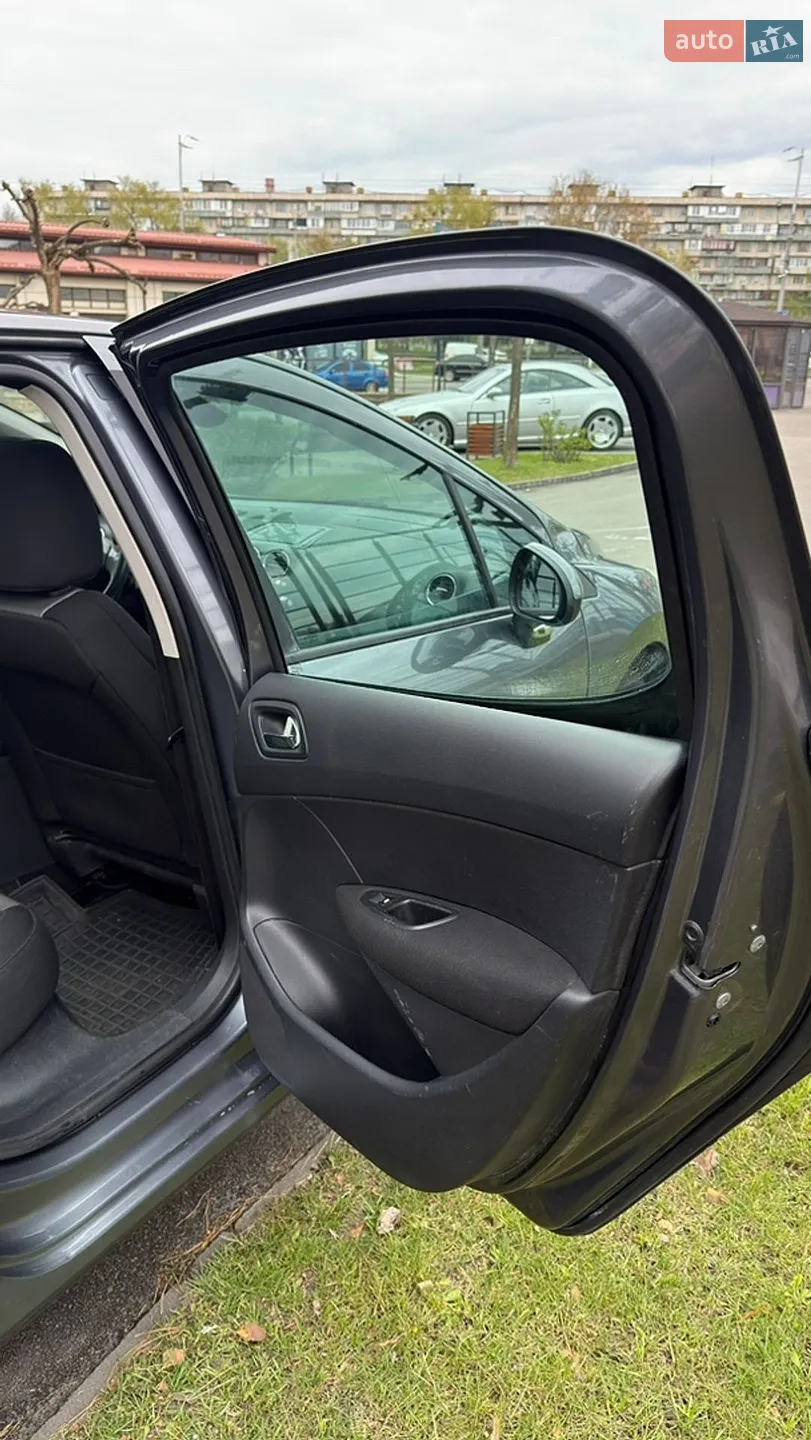 2010 Peugeot 308 - мініатюра 25