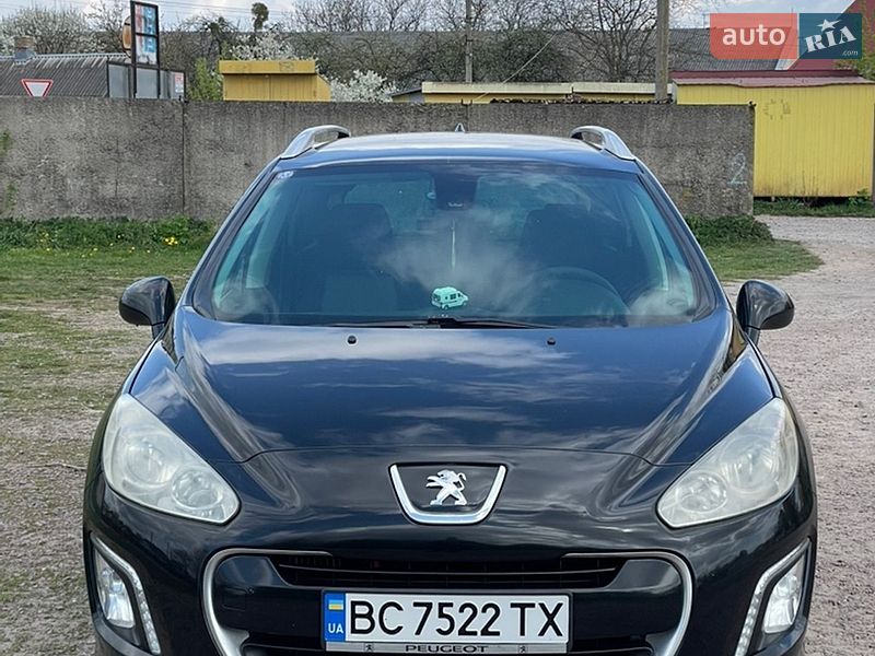 Peugeot 308 2011