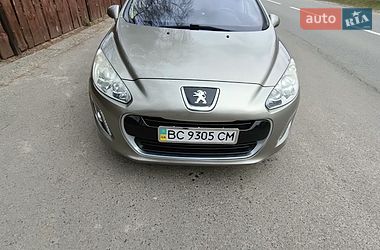 Универсал Peugeot 308 2011 в Львове