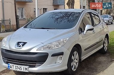 Хэтчбек Peugeot 308 2008 в Стрые