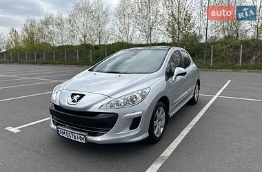 Хэтчбек Peugeot 308 2009 в Виннице