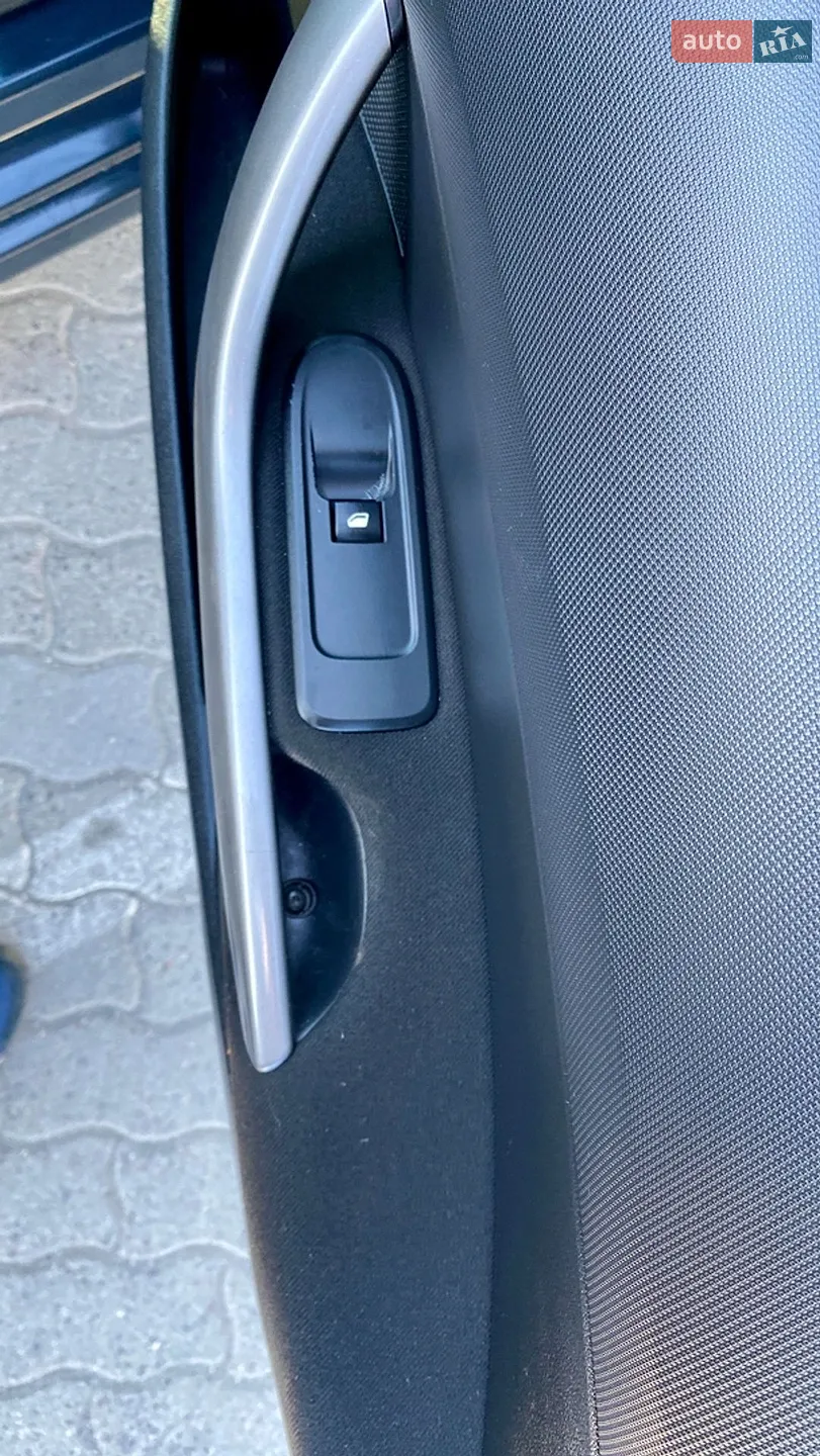 2011 Peugeot 308 - мініатюра 12