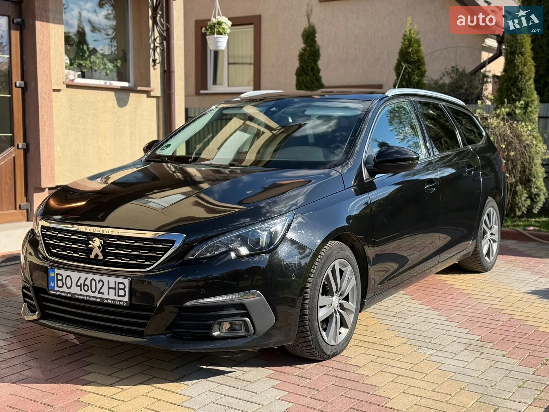 2017 Peugeot 308 - фото 1