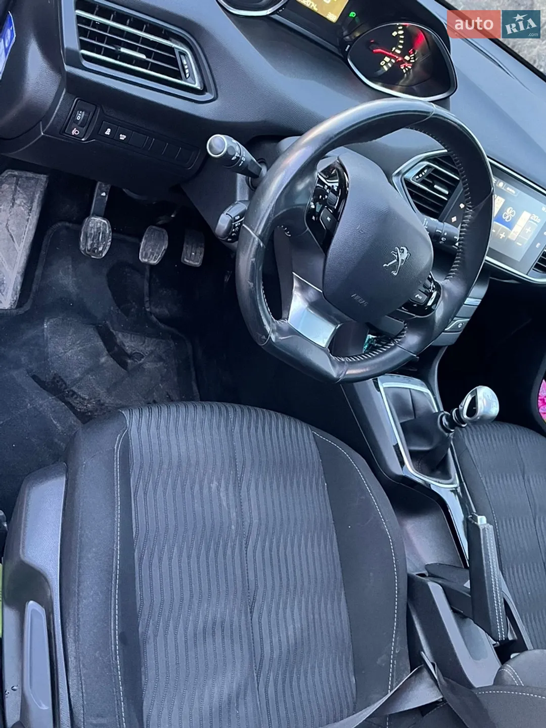 2014 Peugeot 308 - мініатюра 18