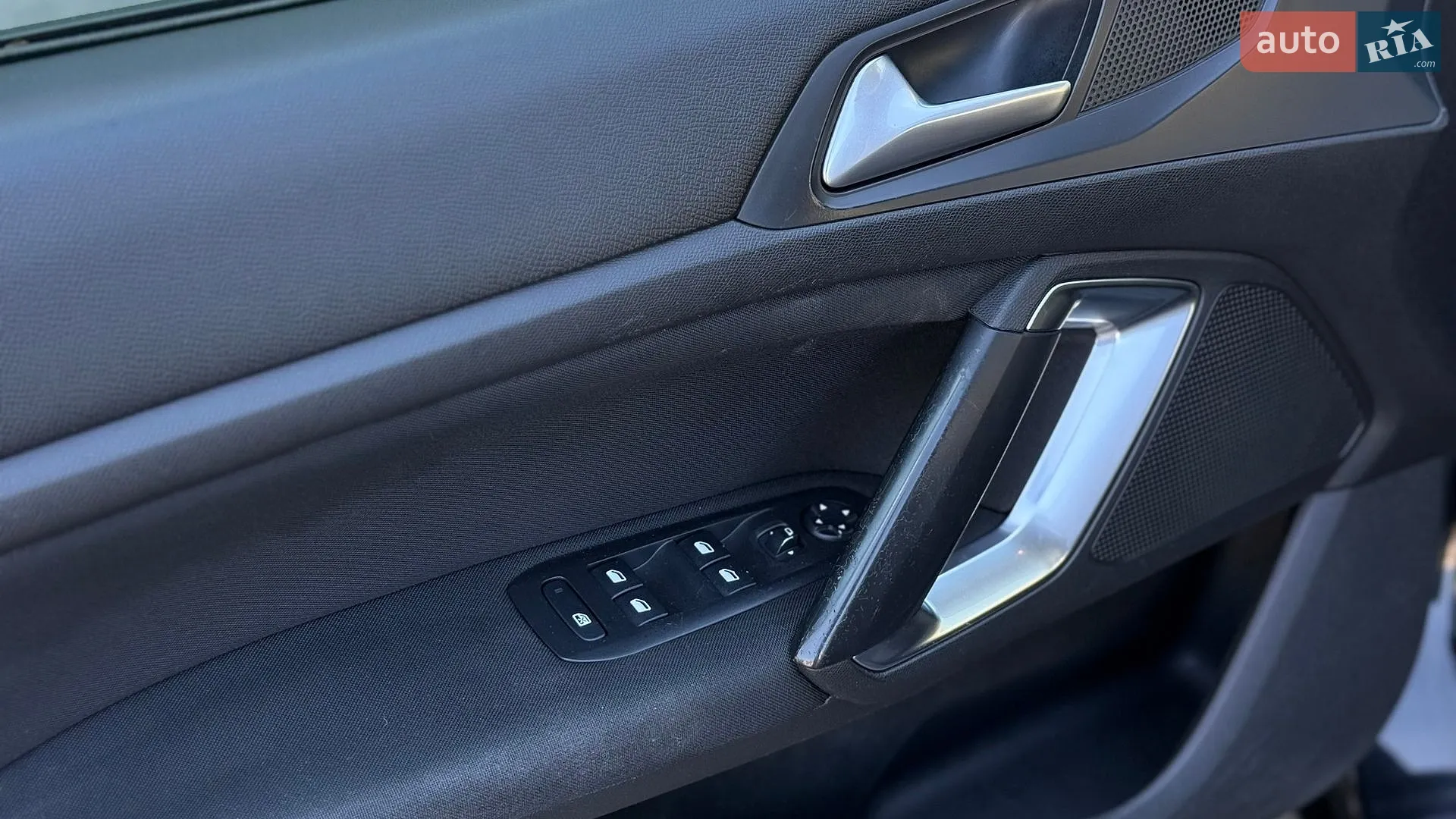 2017 Peugeot 308 - мініатюра 14