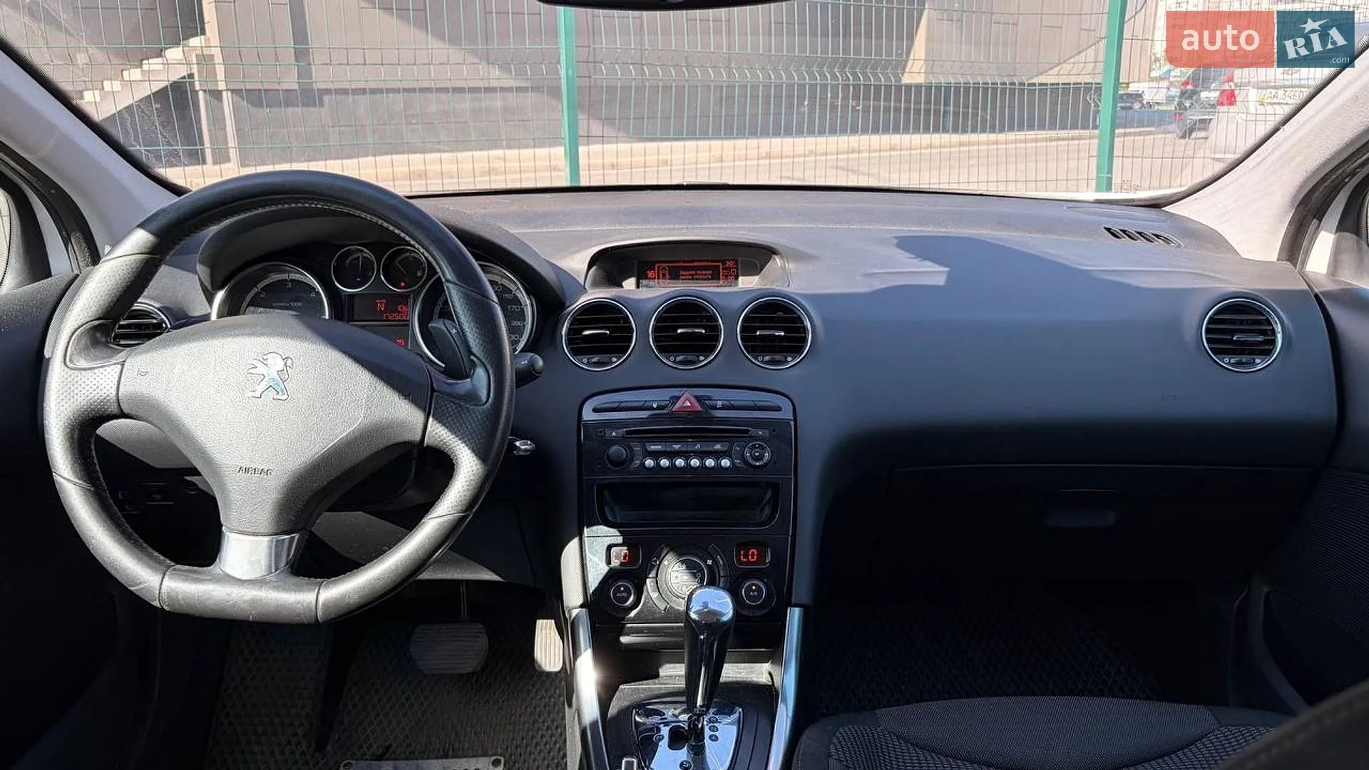 2013 Peugeot 308 - мініатюра 13