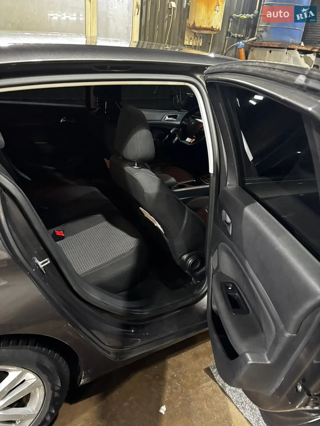 2017 Peugeot 308 - мініатюра 9