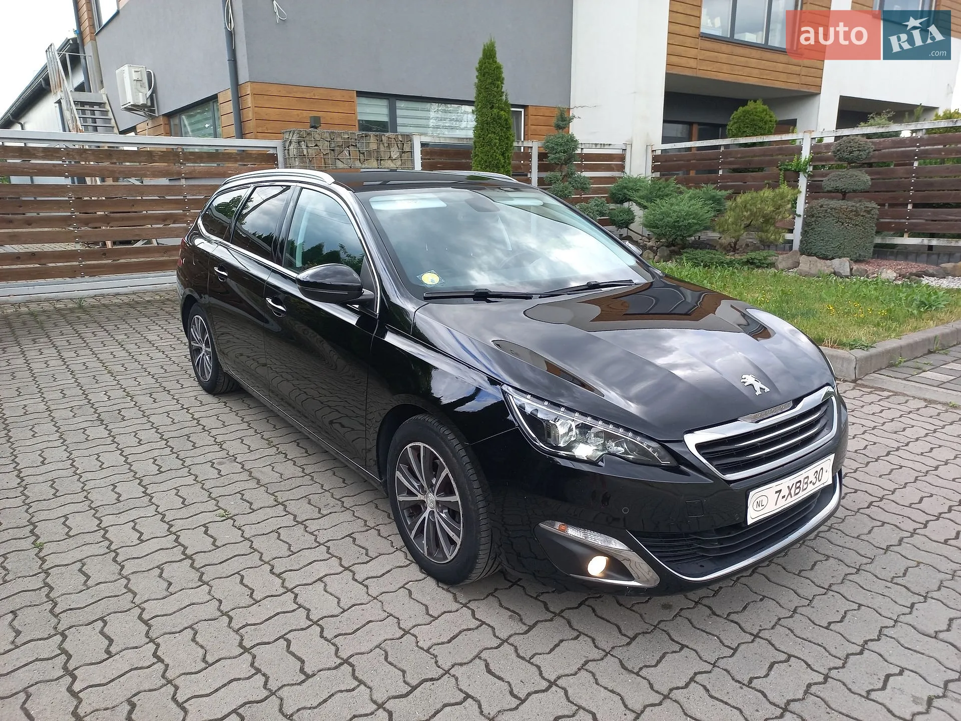 2014 Peugeot 308 - мініатюра 15