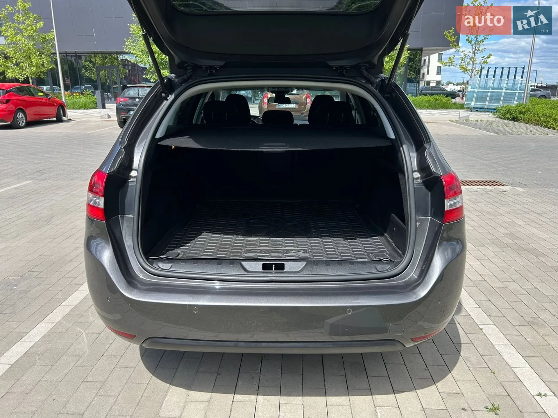 2017 Peugeot 308 - мініатюра 18