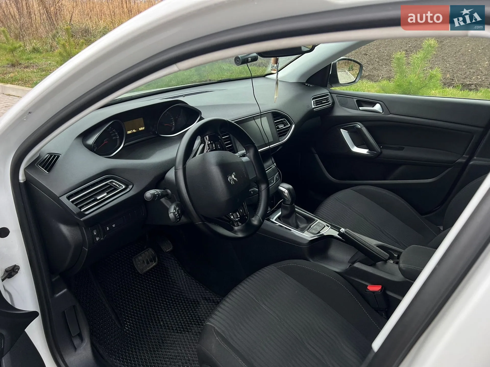 2015 Peugeot 308 - мініатюра 15