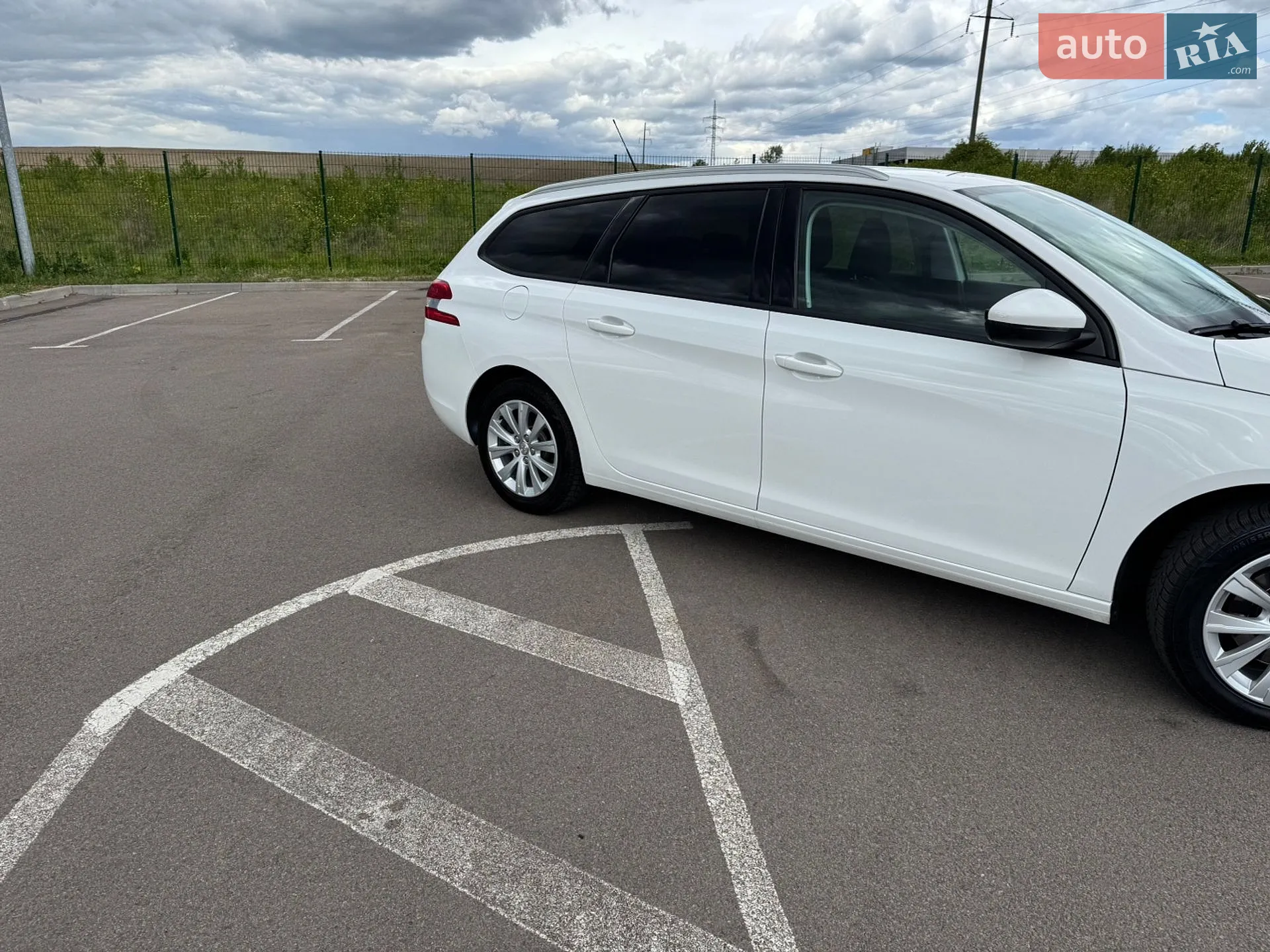 2017 Peugeot 308 - мініатюра 8