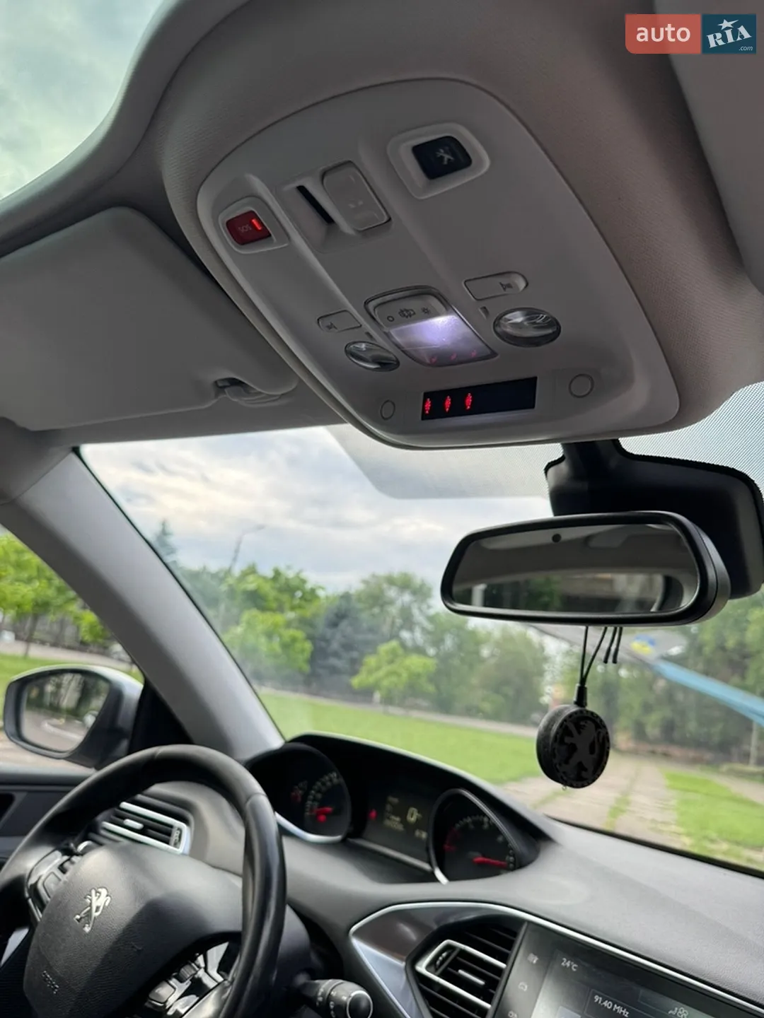 2014 Peugeot 308 - мініатюра 16