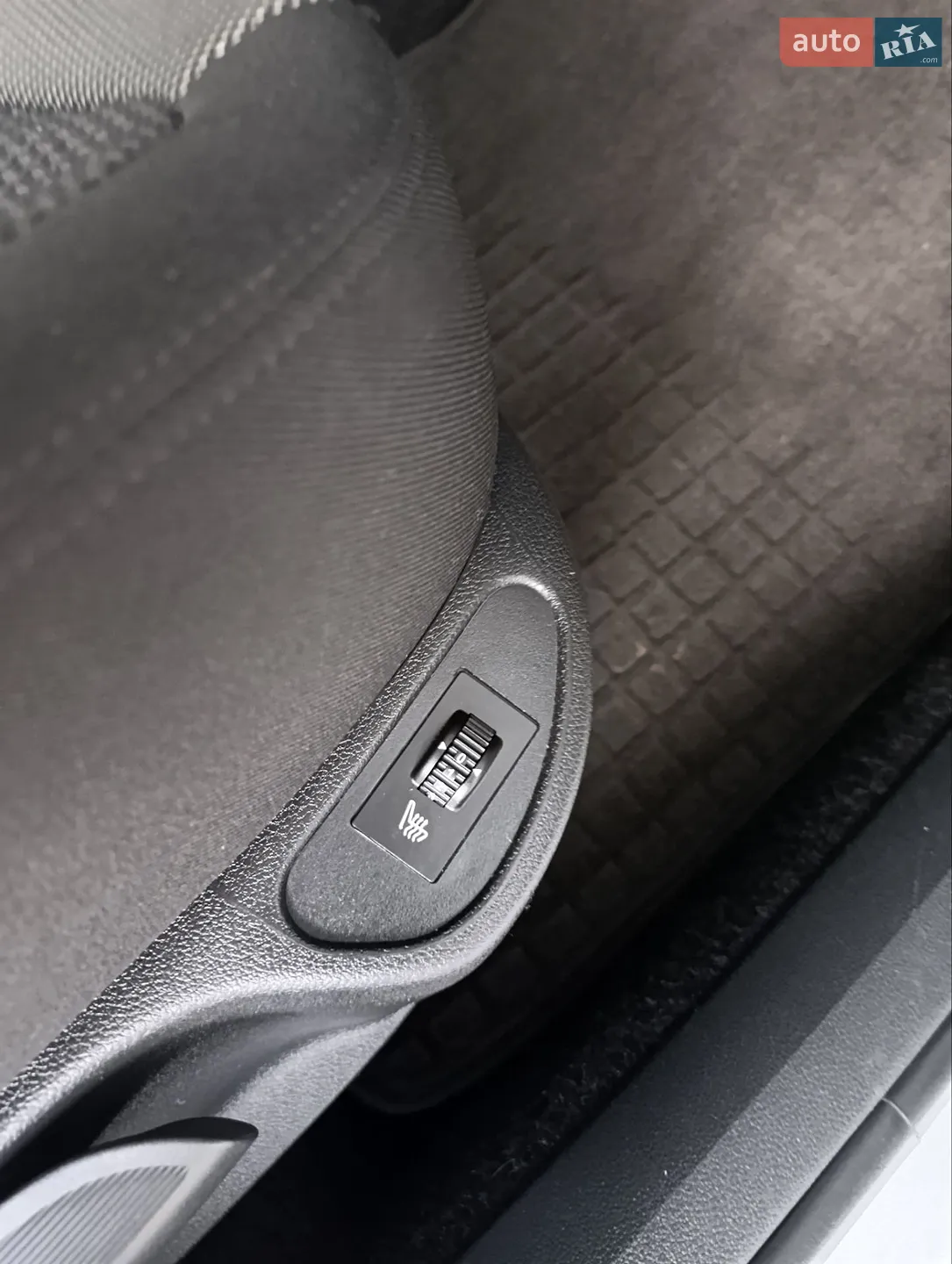 2012 Peugeot 308 - мініатюра 13