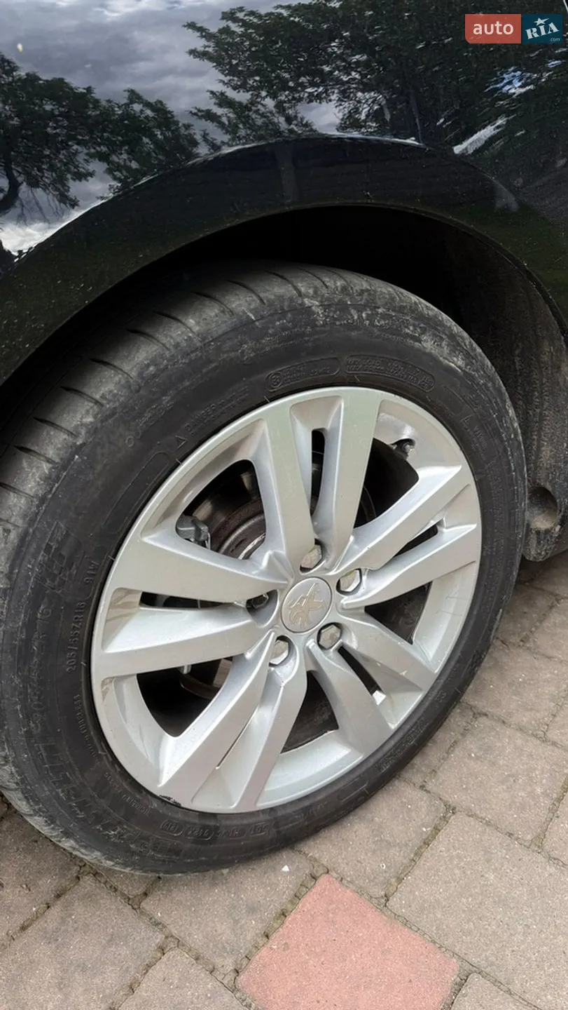 2015 Peugeot 308 - мініатюра 16