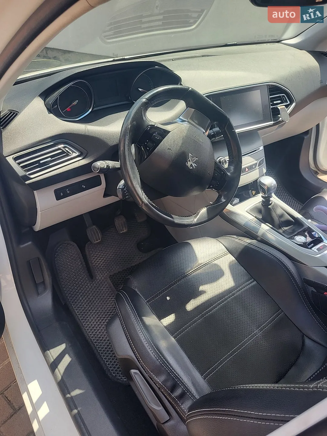 2014 Peugeot 308 - мініатюра 4