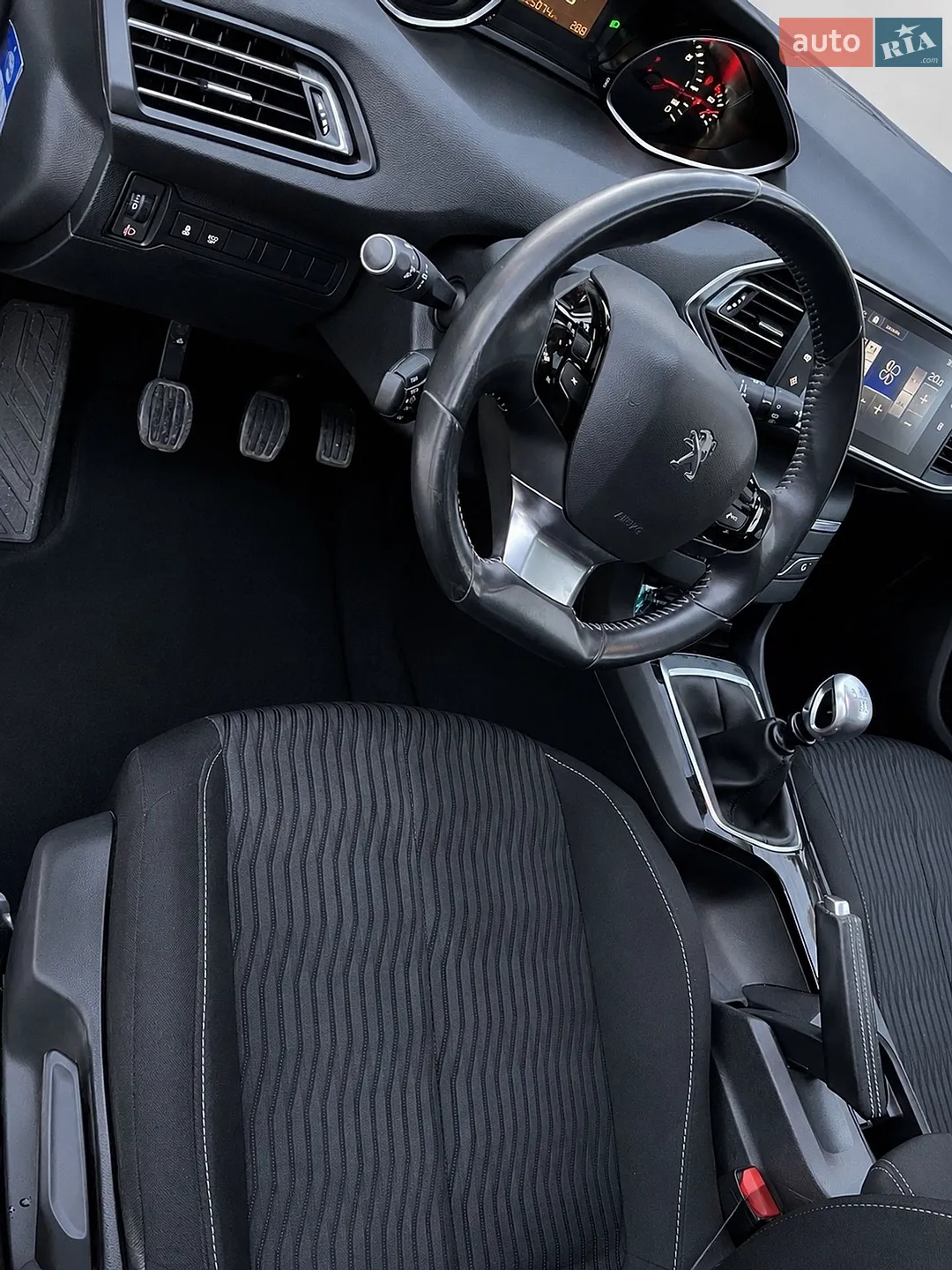 2014 Peugeot 308 - мініатюра 17