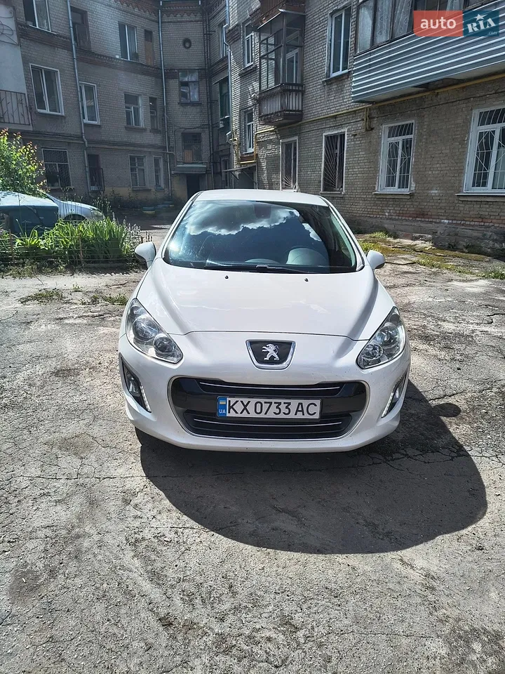 2013 Peugeot 308 - мініатюра 17