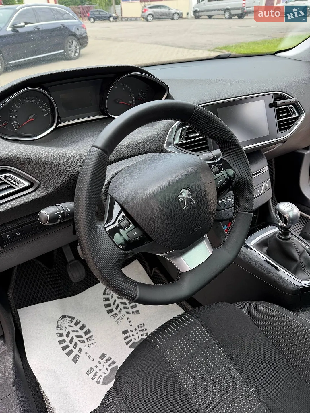 2015 Peugeot 308 - мініатюра 23