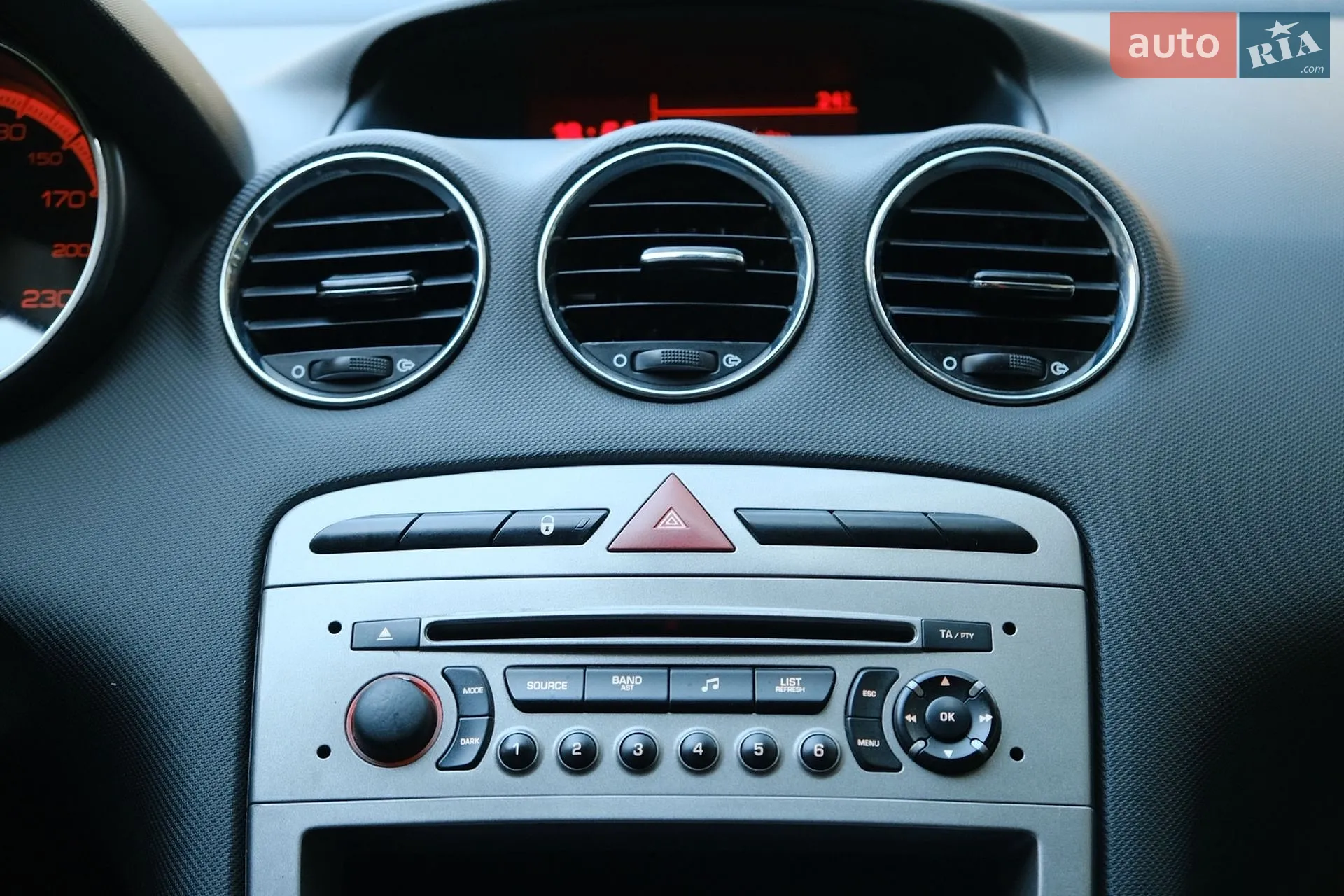 2011 Peugeot 308 - мініатюра 17
