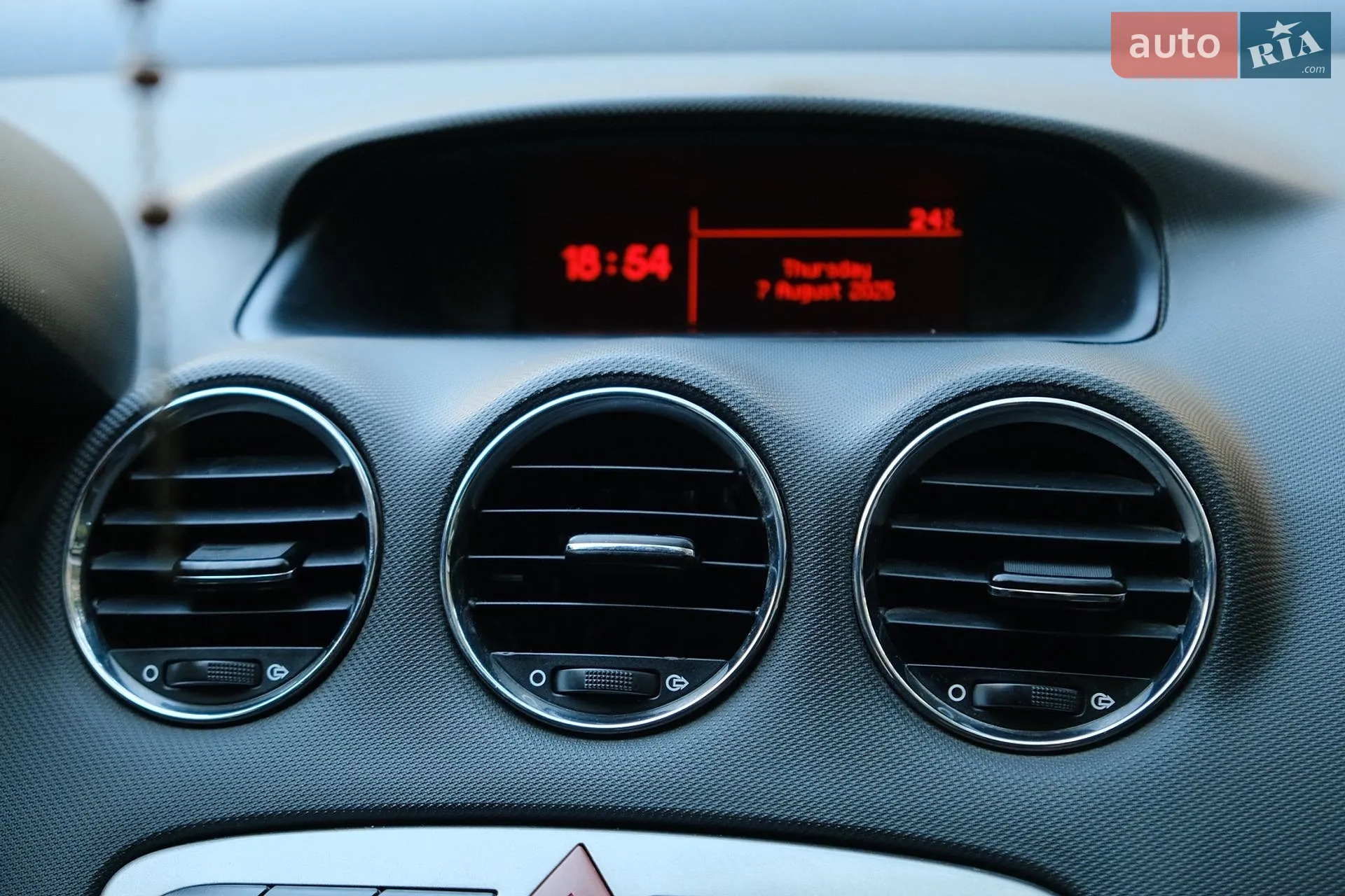 2011 Peugeot 308 - мініатюра 21