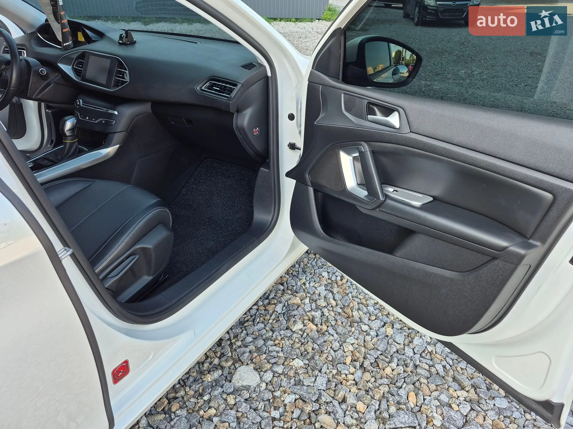 2014 Peugeot 308 - мініатюра 18