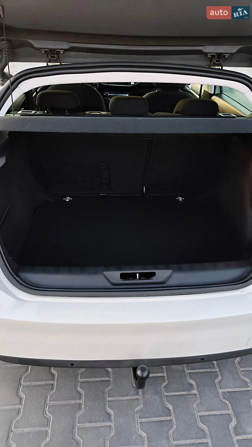 2016 Peugeot 308 - мініатюра 9