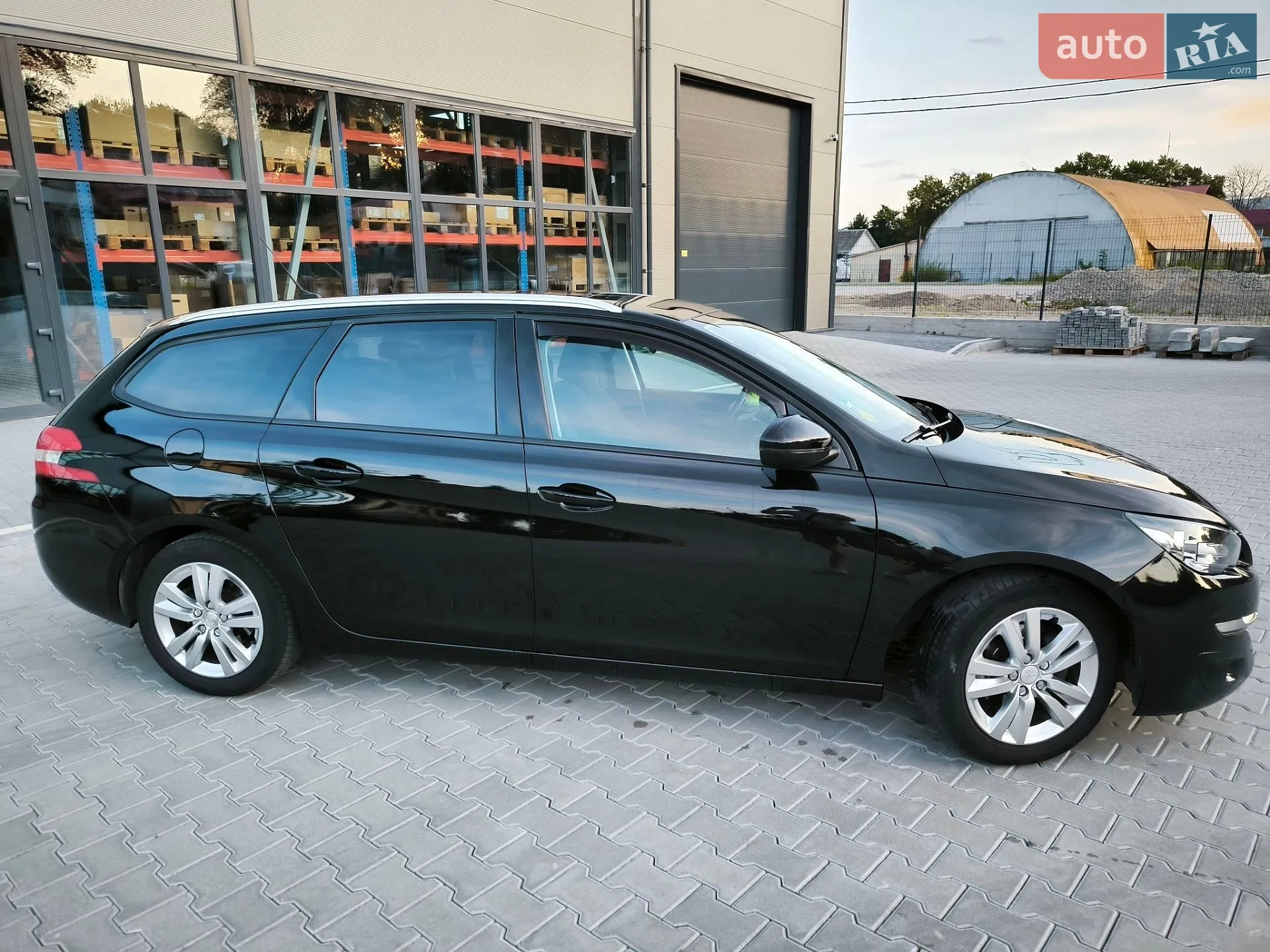 2015 Peugeot 308 - мініатюра 15