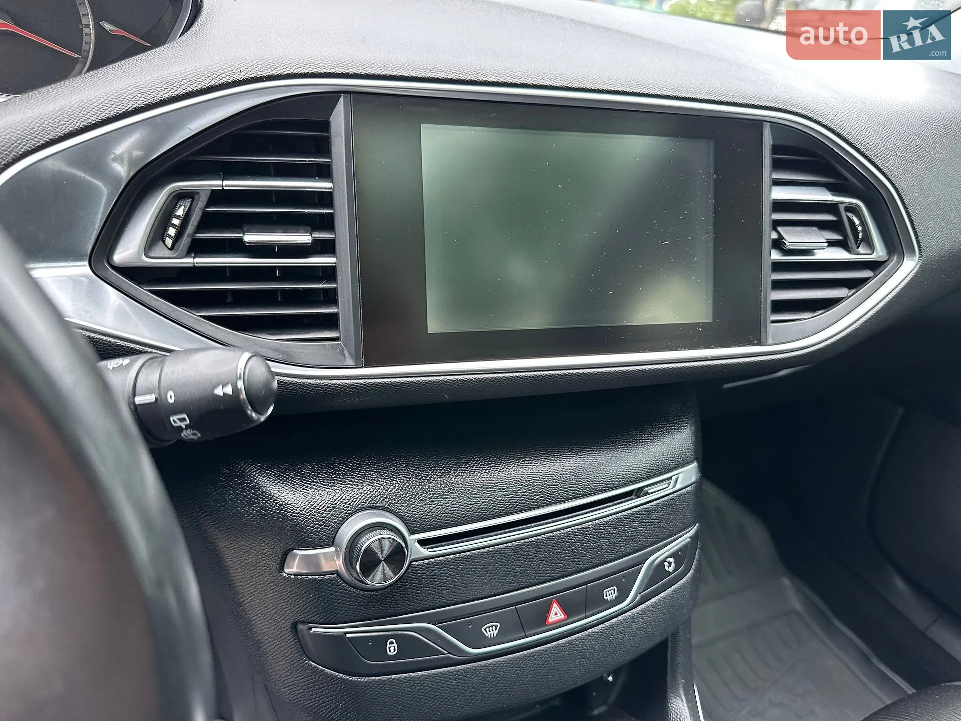 2015 Peugeot 308 - мініатюра 29