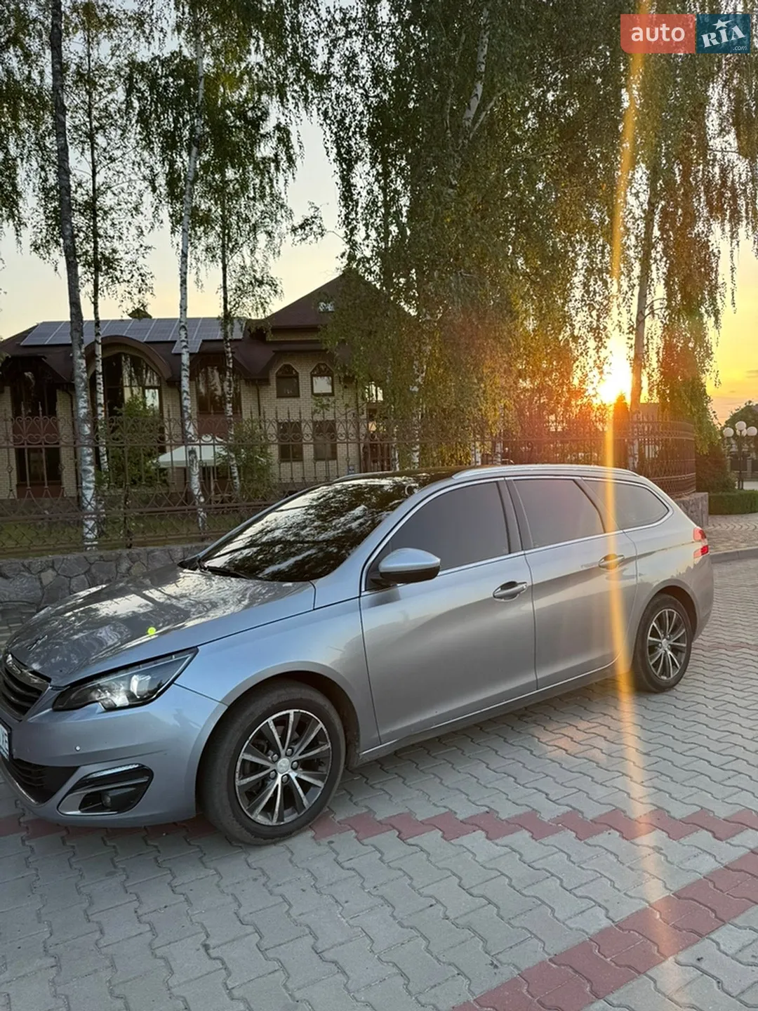 2015 Peugeot 308 - мініатюра 3