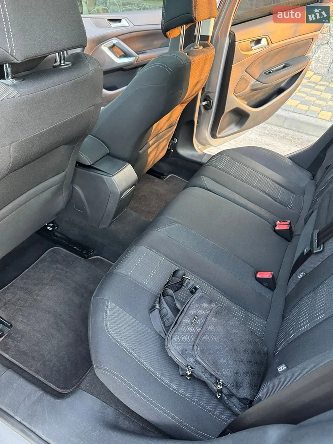 2015 Peugeot 308 - мініатюра 13