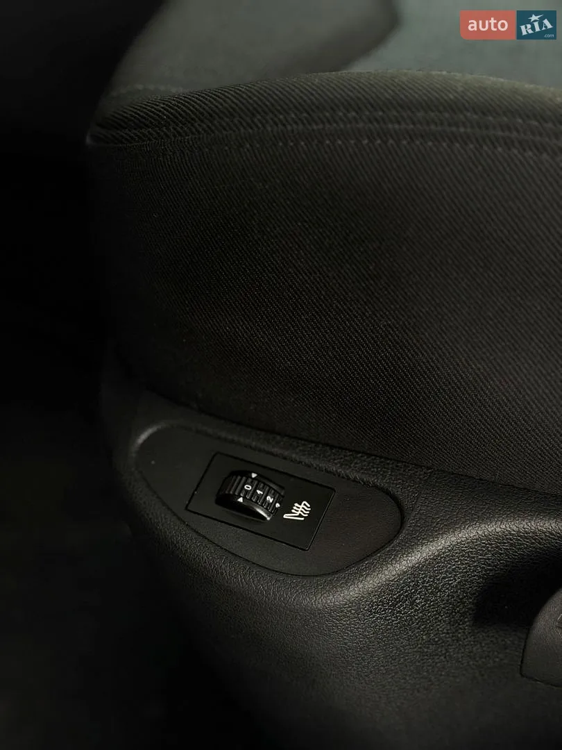 2011 Peugeot 308 - мініатюра 11