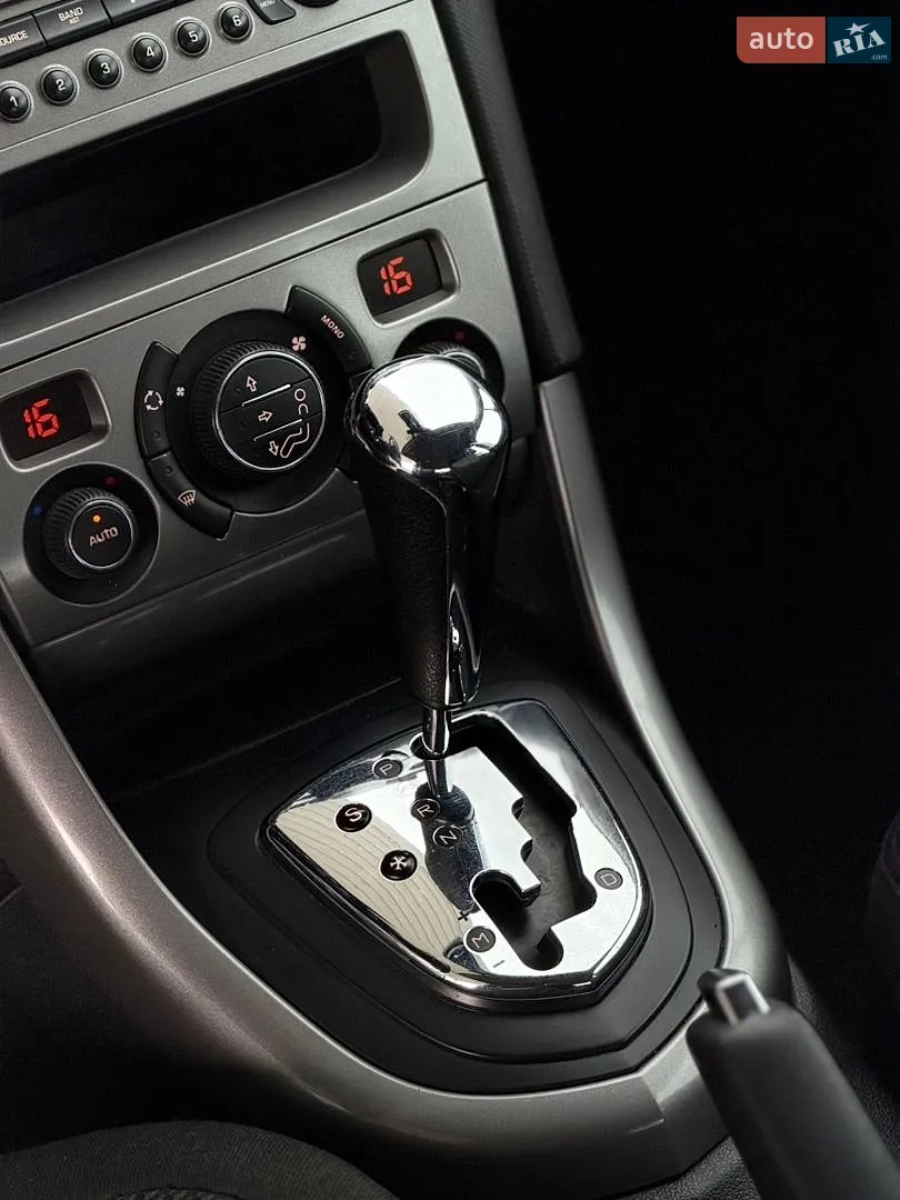 2011 Peugeot 308 - мініатюра 13