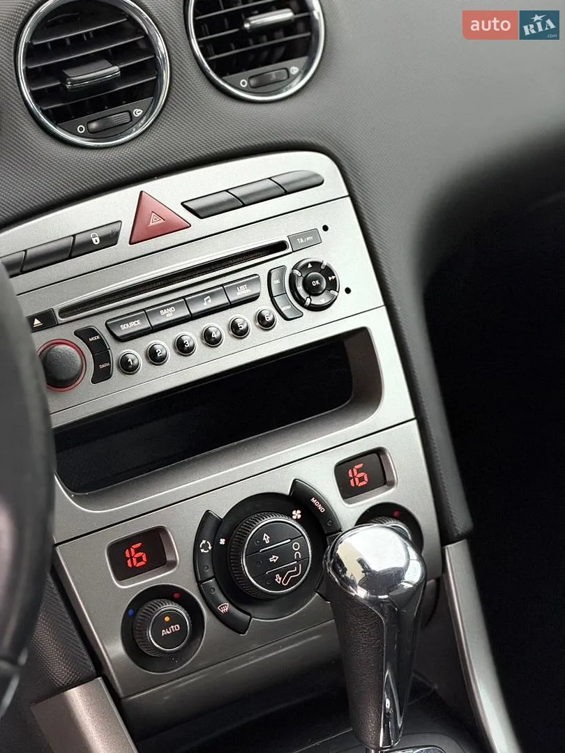 2011 Peugeot 308 - мініатюра 14