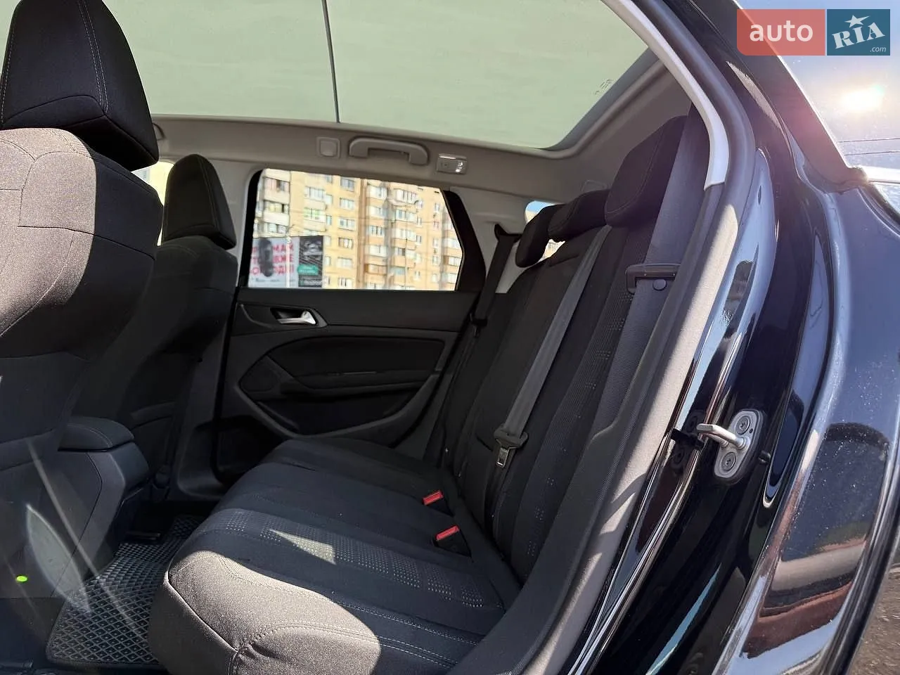 2016 Peugeot 308 - мініатюра 10