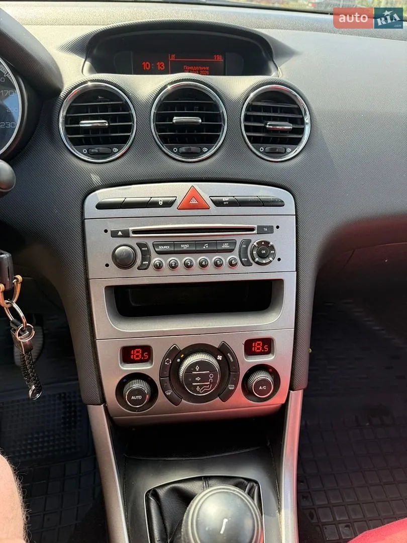2012 Peugeot 308 - мініатюра 15
