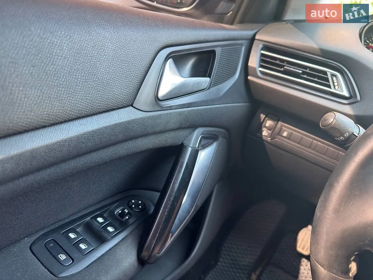 2017 Peugeot 308 - мініатюра 19