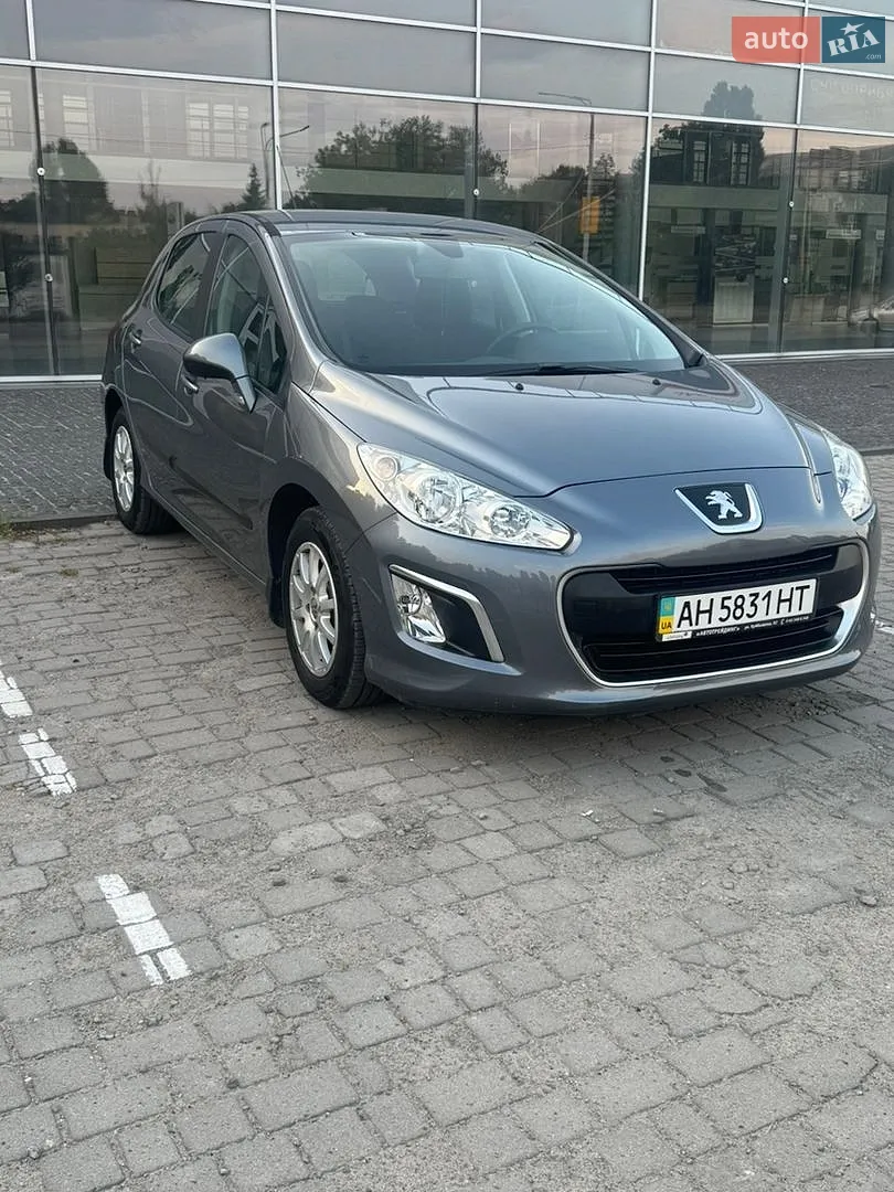 2011 Peugeot 308 - фото 1