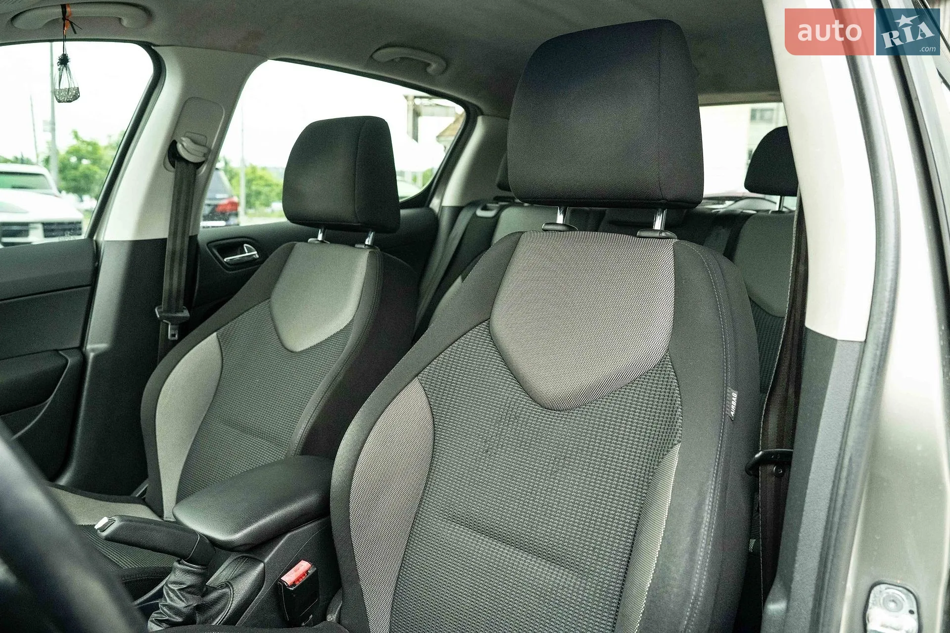 2010 Peugeot 308 - мініатюра 26