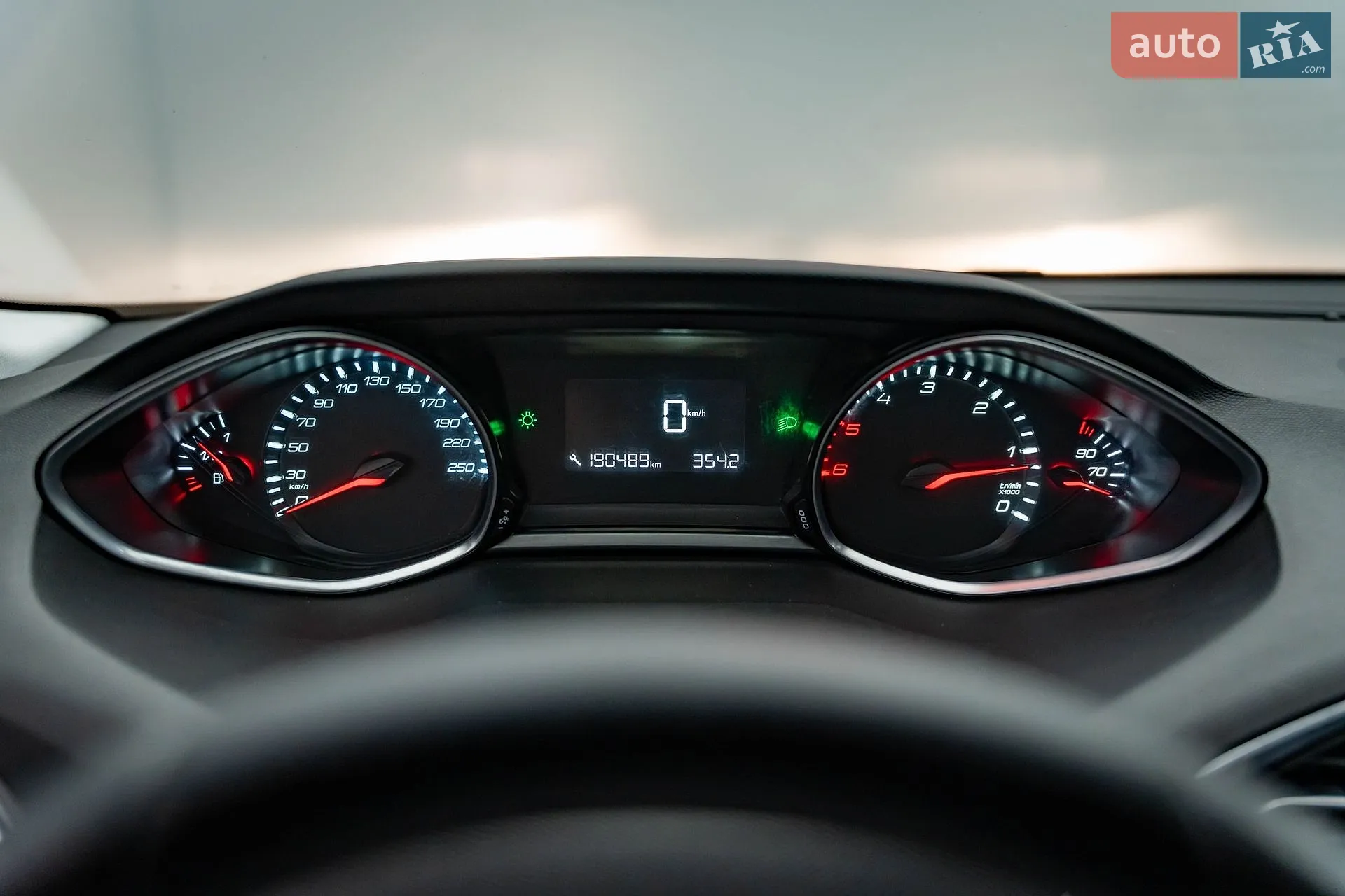 2014 Peugeot 308 - мініатюра 14