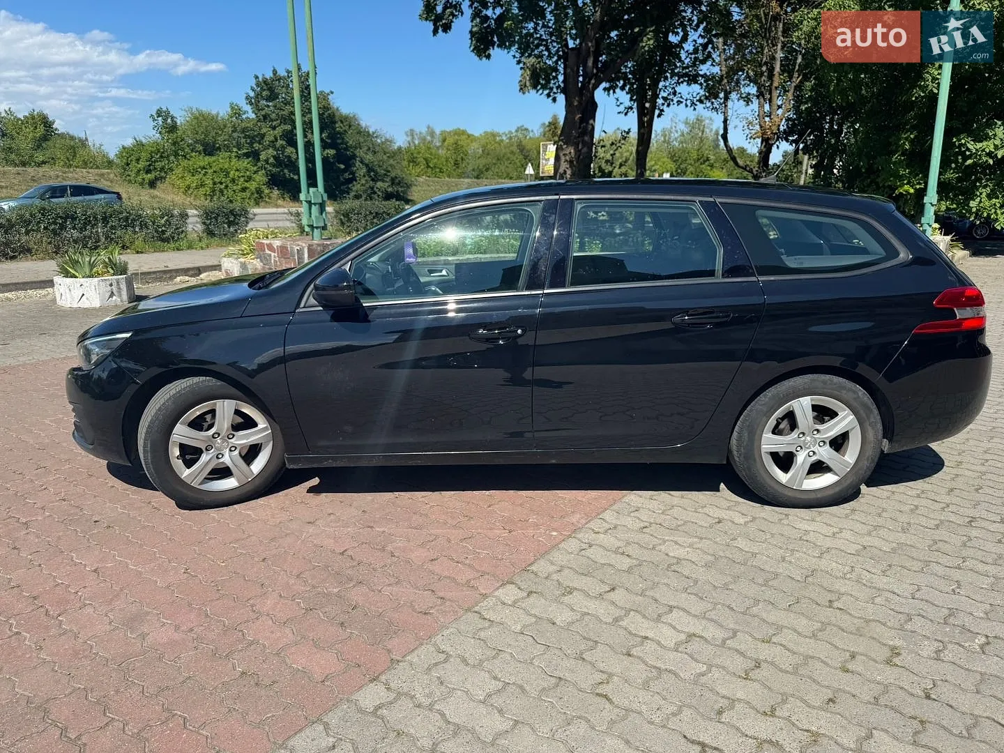 2017 Peugeot 308 - мініатюра 14