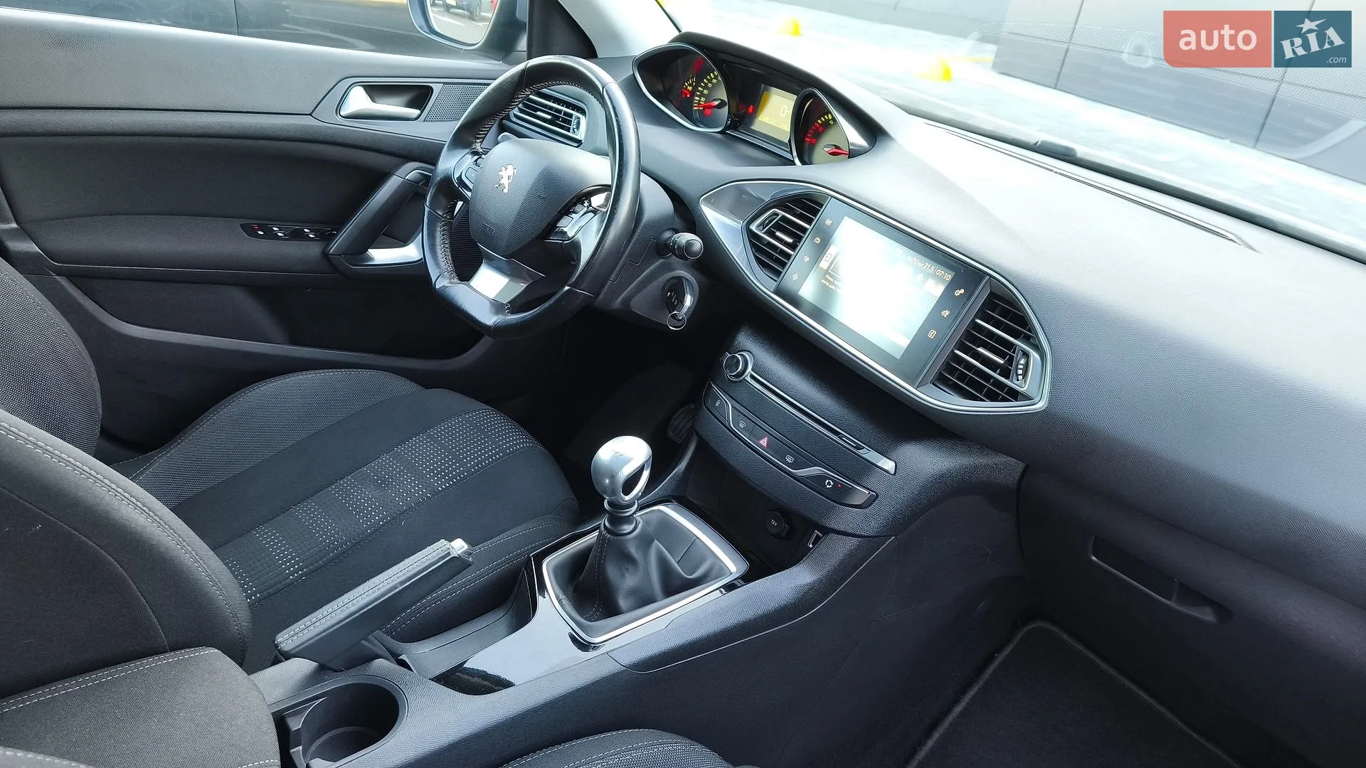 2015 Peugeot 308 - мініатюра 14