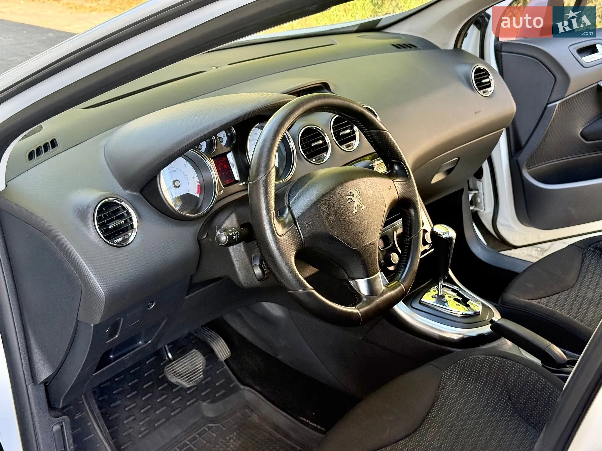 2012 Peugeot 308 - мініатюра 14