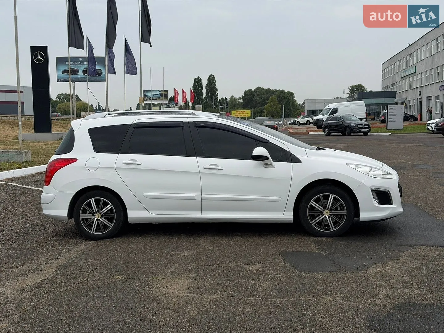 2013 Peugeot 308 - мініатюра 4