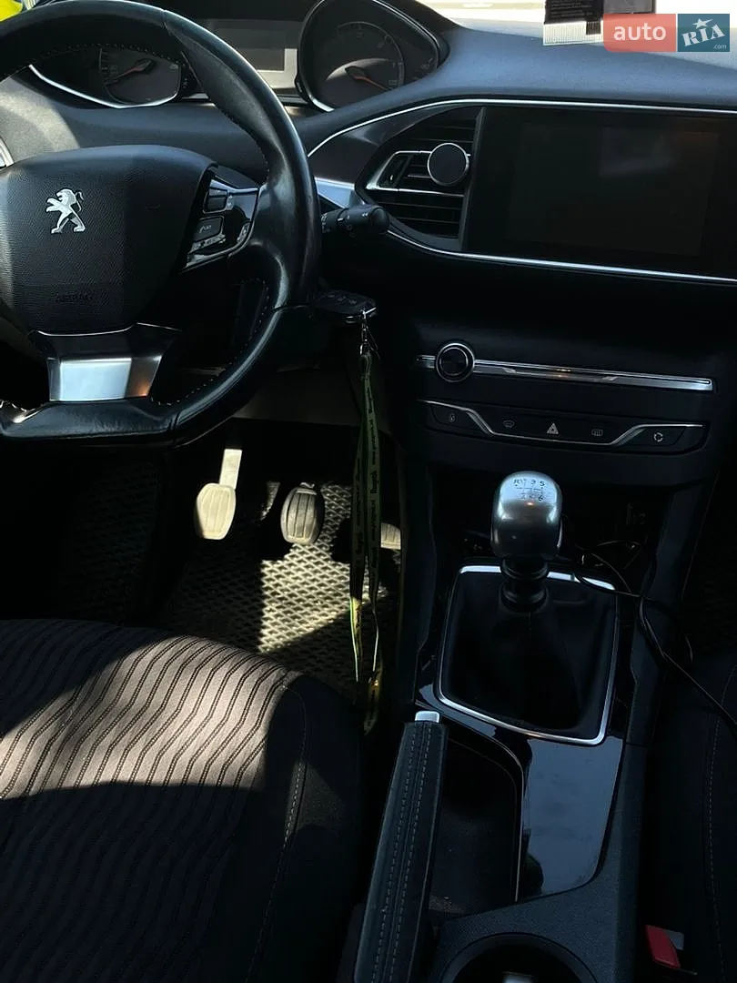 2015 Peugeot 308 - мініатюра 11