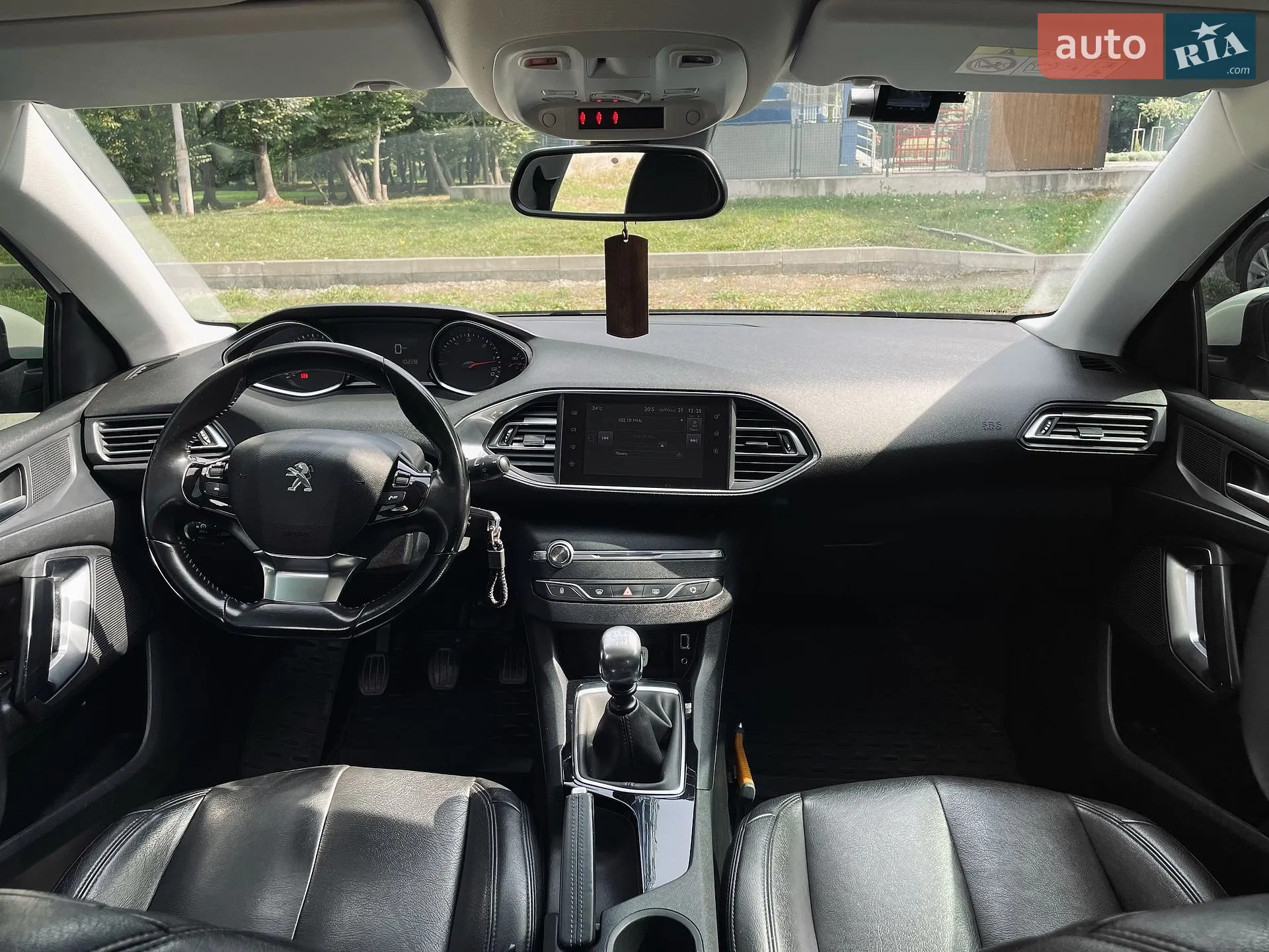 2015 Peugeot 308 - мініатюра 13