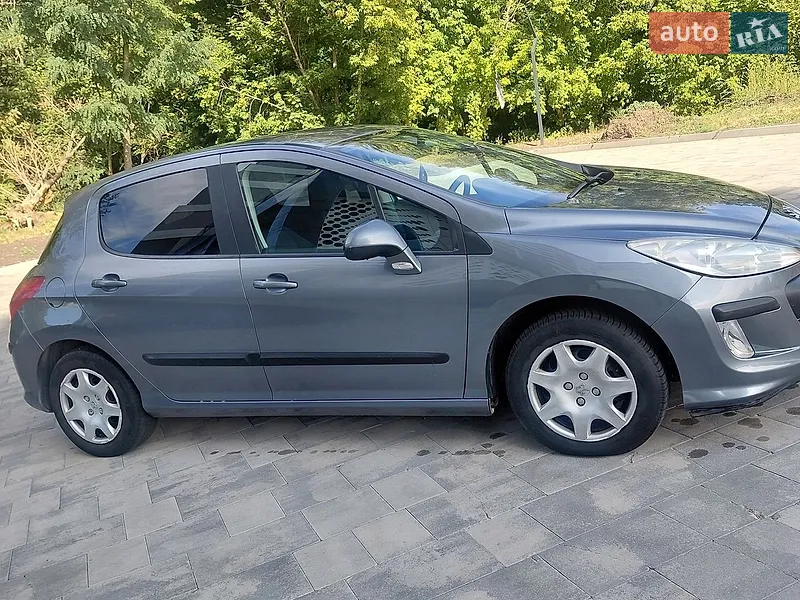 Peugeot 308 2010