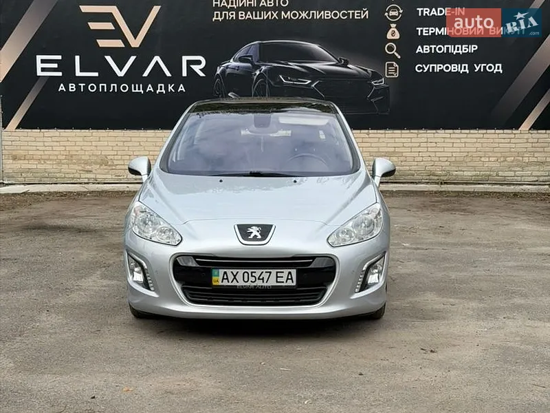 Peugeot 308 2012